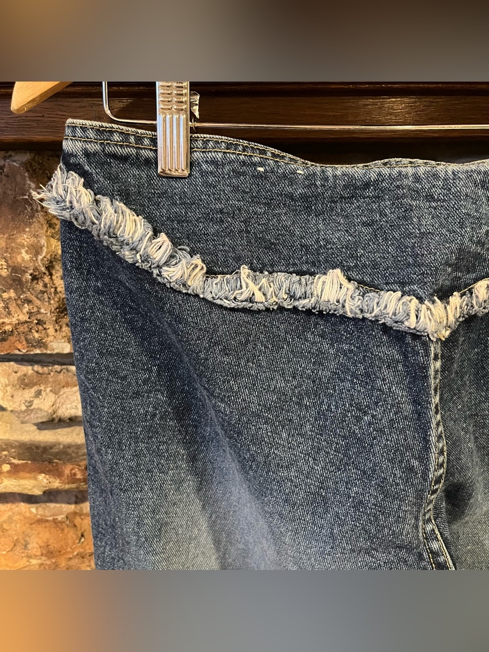 Vintage Wild Secret Frayed Hem Mid-Rise Straight Leg Jeans - Picture 6 of 6